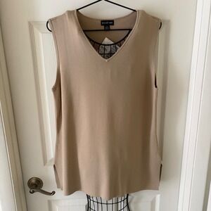 August Max NWT Sweater Vest Tagged Size 4 Beige V-Neck Knit Top Oversized